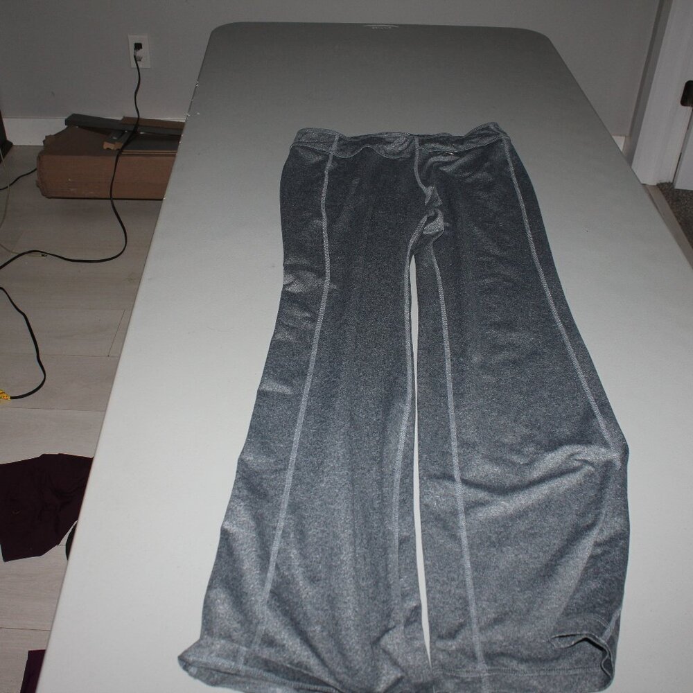 Grey Danskins Athletic Pants Size Medium
